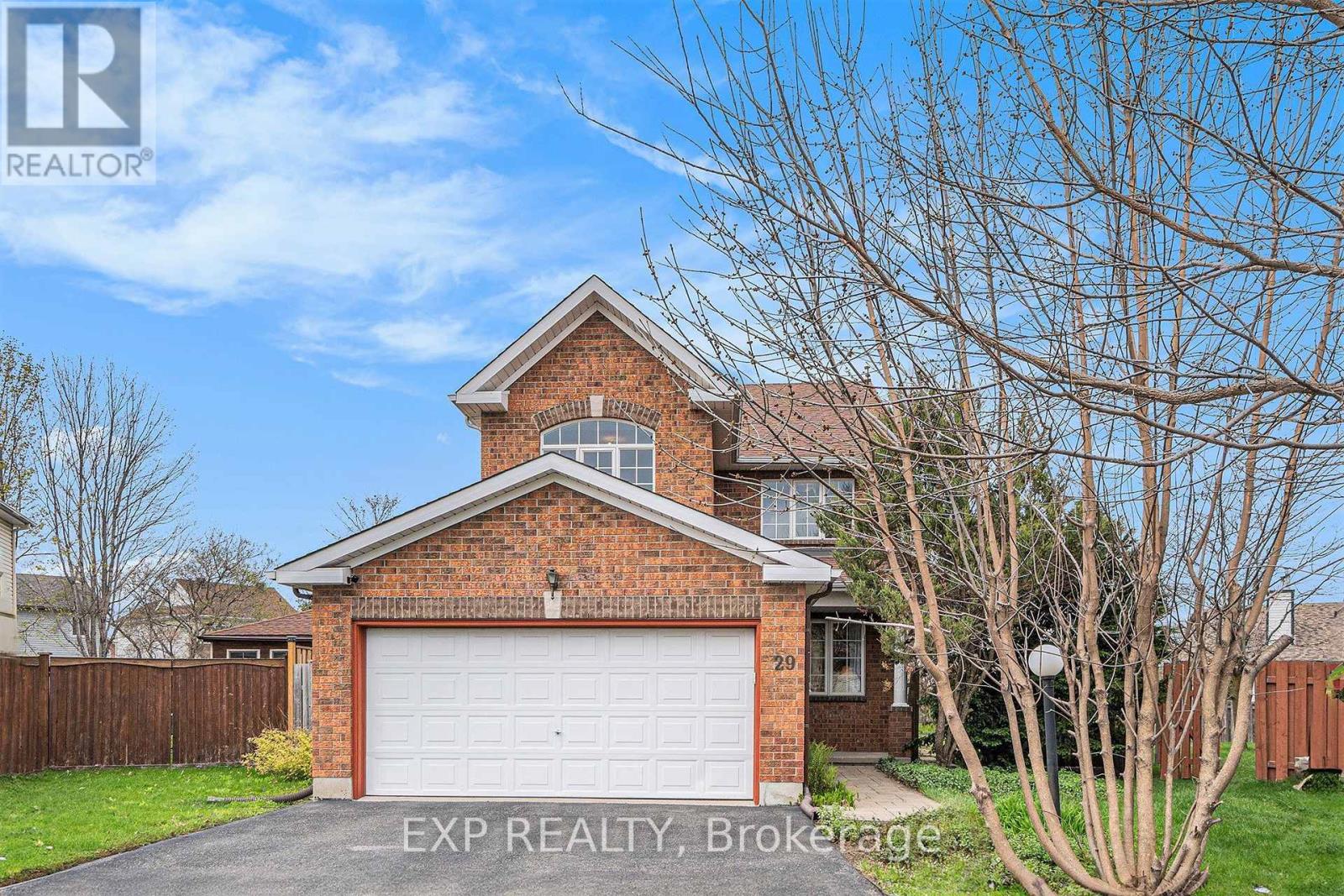 29 Woodford Way, Ottawa, Ontario K2J 4B9 - Photo 2 - X12929540